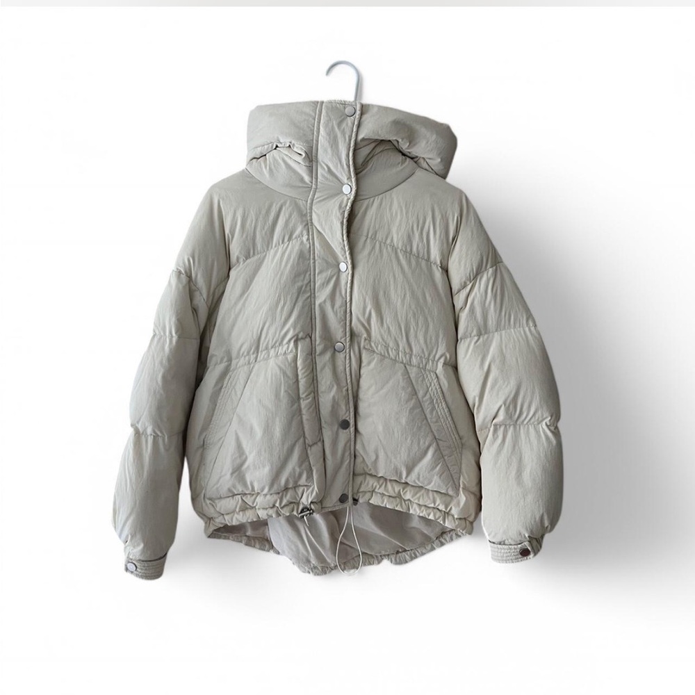 Peacebird down puffer